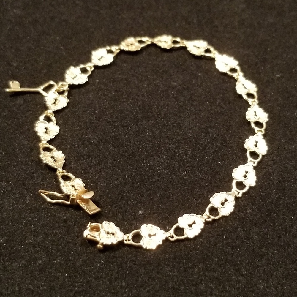 14k gold padlock link bracelet